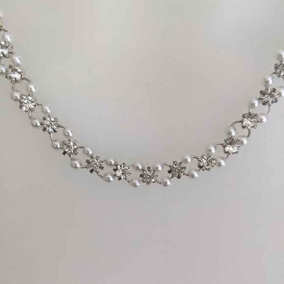 CEZANNE Mesh Necklace - Picture 3 of 7